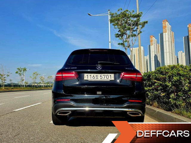 Mercedes GLC-CLASS GLC300 4MATIC AMG Line купить на сайте DeffCars