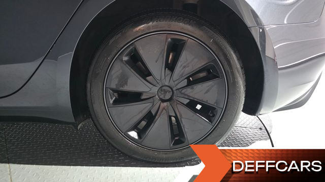 Tesla MODEL 3 Premium Long Range RWD купить на сайте DeffCars