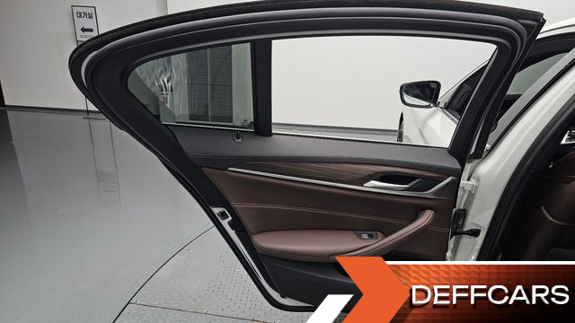 BMW 5-SERIES 523d M Sport купить на сайте DeffCars