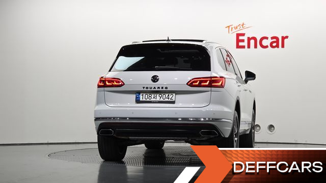 Volkswagen TOUAREG 3.0 TDI Prestige купить на сайте DeffCars