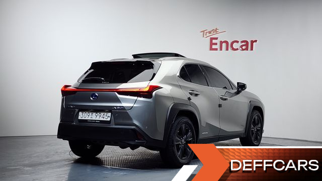 Lexus UX 2.0 2WD купить на сайте DeffCars