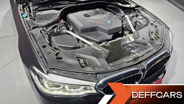 BMW 5-SERIES 530i xDrive M Sport Package Plus купить на сайте DeffCars