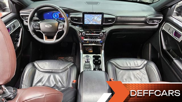 Ford EXPLORER 3.0 Platinum 4WD купить на сайте DeffCars