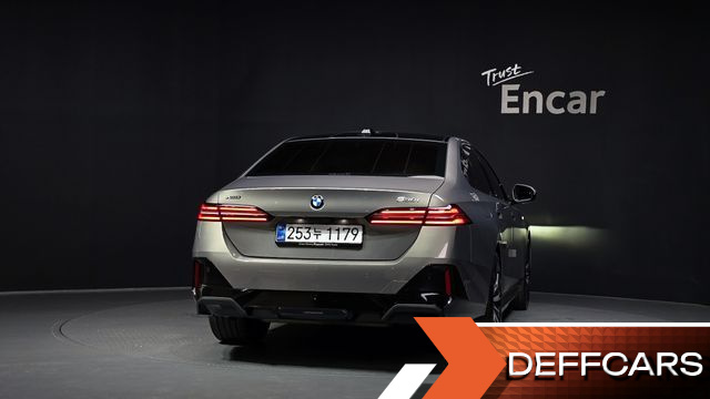 BMW 5-SERIES 530i xDrive M Sport купить на сайте DeffCars
