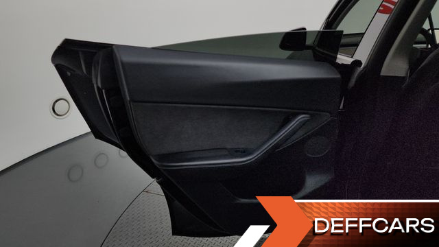 Tesla MODEL Y Long Range AWD купить на сайте DeffCars
