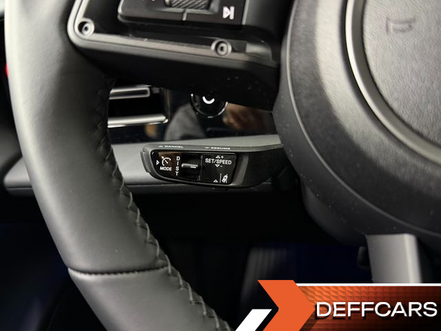 Porsche TAYCAN Base купить на сайте DeffCars