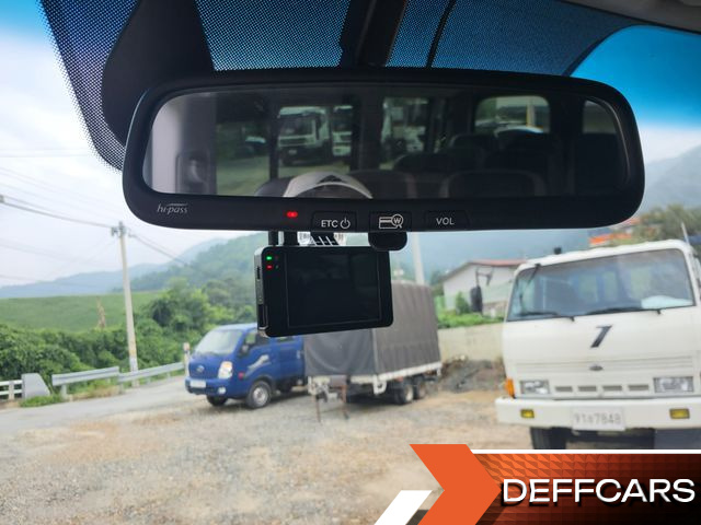 Hyundai SOLATI 15-seater Luxury купить на сайте DeffCars