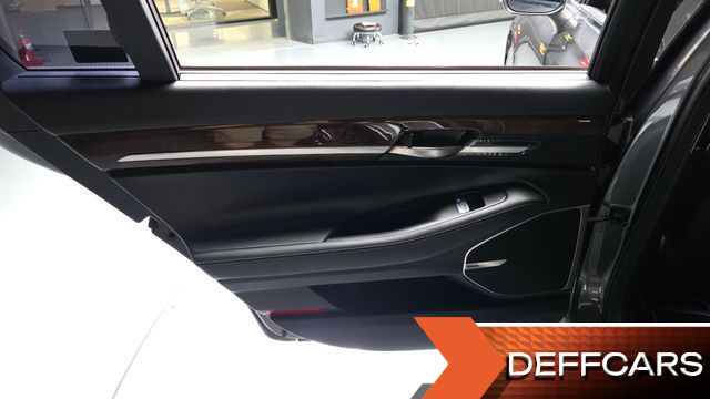 Genesis EQ900 3.8 GDI AWD Premium Luxury купить на сайте DeffCars
