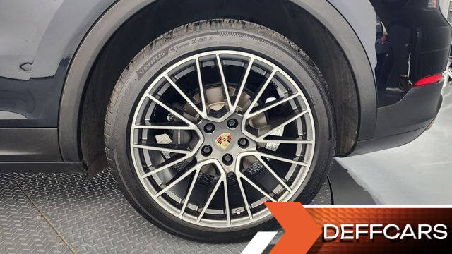 Porsche CAYENNE 3.0 купить на сайте DeffCars