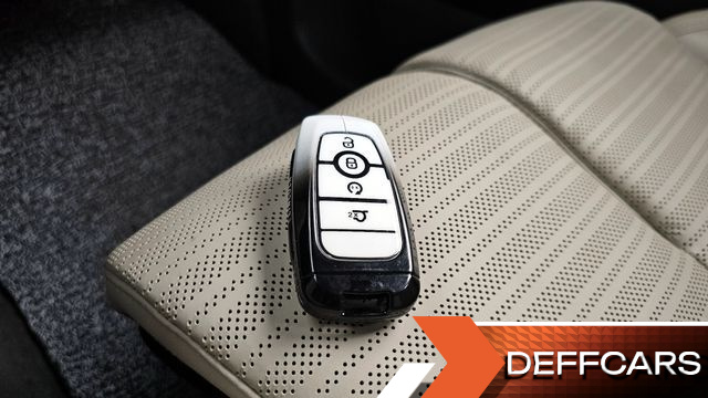 Lincoln NAUTILUS 2.0 Reserve AWD купить на сайте DeffCars
