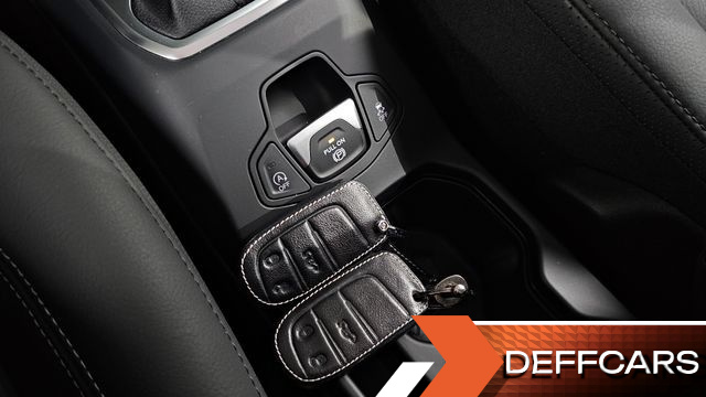 Jeep RENEGADE 1.3 Limited купить на сайте DeffCars
