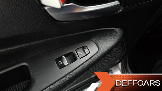 Hyundai SANTAFE Diesel 2.2 2WD Prestige купить на сайте DeffCars