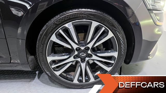 Renault-KoreaSamsung SM6 1.8 TCe Premiere купить на сайте DeffCars