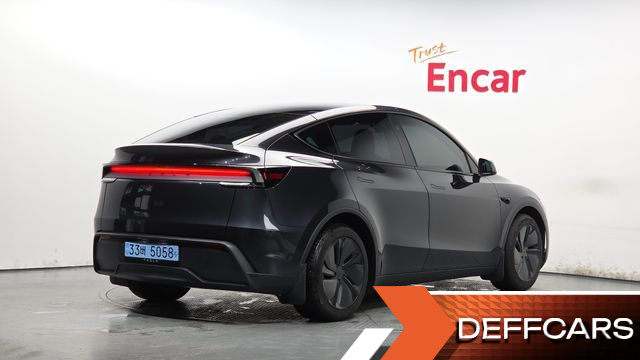 Tesla MODEL Y RWD купить на сайте DeffCars