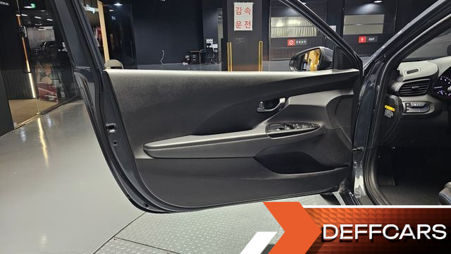 Hyundai VELOSTER 1.4 Turbo Modern купить на сайте DeffCars