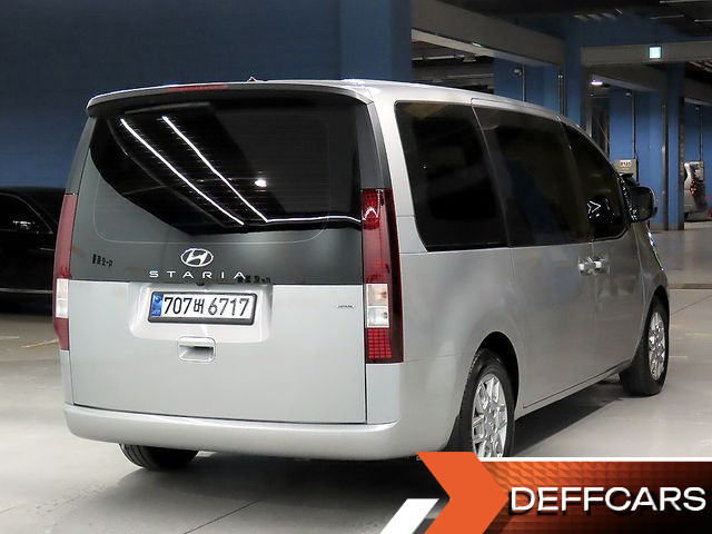 Hyundai STARIA 4WD Tourer 11-Seater Modern купить на сайте DeffCars