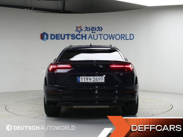 Lamborghini URUS 4.0 V8 S купить на сайте DeffCars