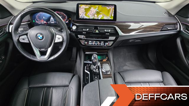 BMW 5-SERIES 520i Luxury купить на сайте DeffCars