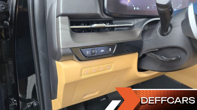 Kia CARNIVAL Gasoline 9-Seater Noblesse купить на сайте DeffCars