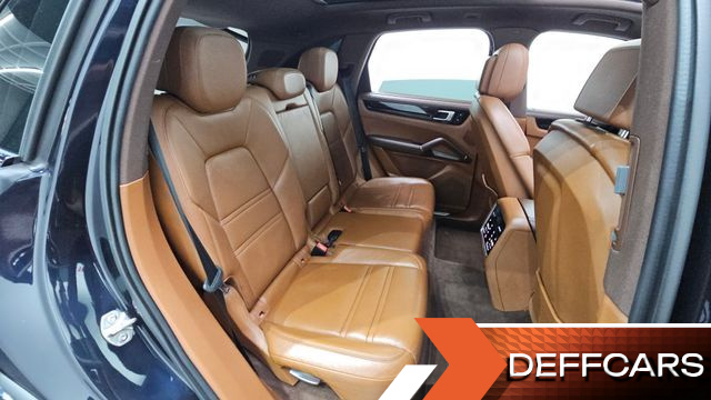 Porsche CAYENNE 3.0 E-Hybrid купить на сайте DeffCars