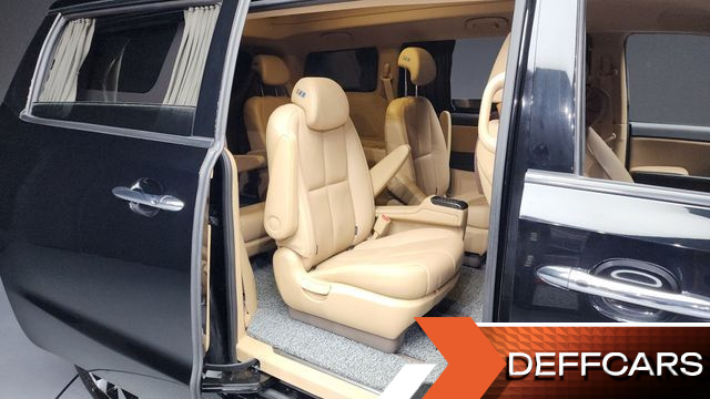 Kia CARNIVAL Gasoline 9-Seater Hi-Limousine Noblesse Special купить на сайте DeffCars