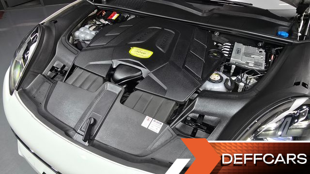 Porsche CAYENNE 3.0 E-Hybrid Coupe купить на сайте DeffCars