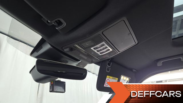 Land Rover DISCOVERY 2.0 SD4 SE купить на сайте DeffCars