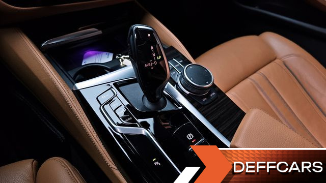 BMW 5-SERIES 520i M Sport купить на сайте DeffCars