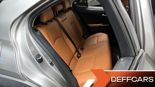 Lexus UX 2WD купить на сайте DeffCars