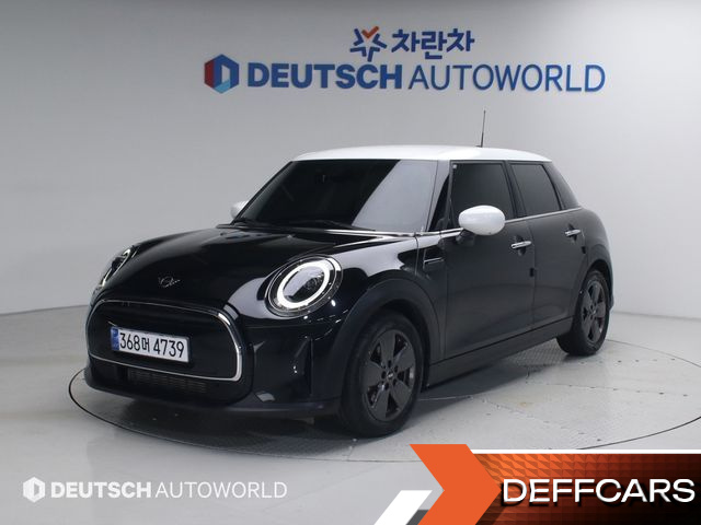 Mini COOPER 5Door Classic Third Generation купить на сайте DeffCars