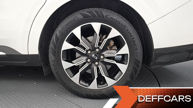 Kia CARNIVAL Diesel 9-Seater Signature купить на сайте DeffCars