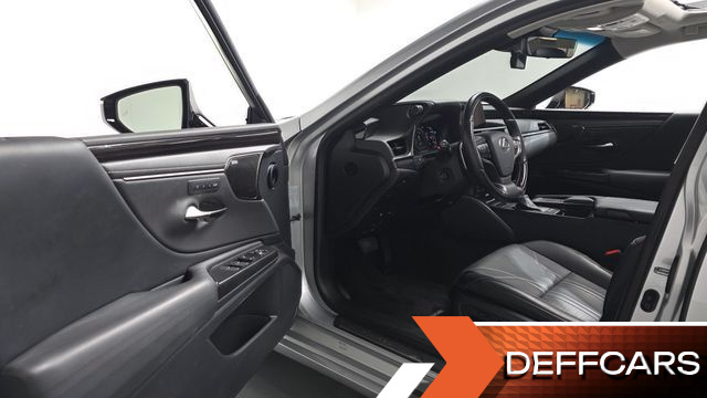 Lexus ES Executive купить на сайте DeffCars