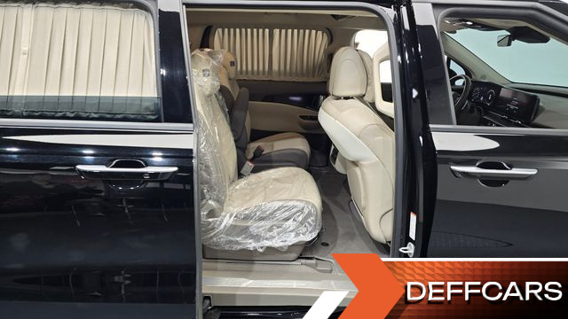 Kia CARNIVAL Gasoline 9-Seater Hi-Limousine Signature купить на сайте DeffCars