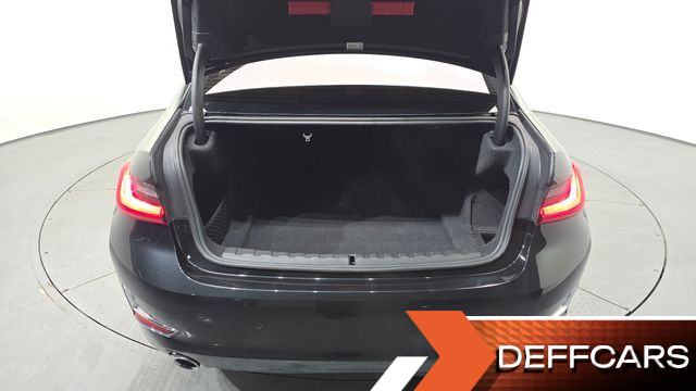 BMW 3-SERIES 320d Luxury купить на сайте DeffCars
