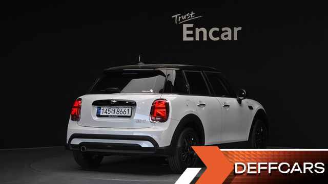 Mini COOPER 5Door Classic Third Generation купить на сайте DeffCars