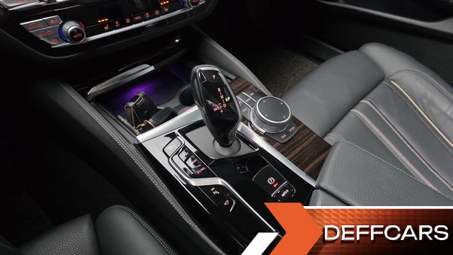 BMW 5-SERIES 520i M Sport купить на сайте DeffCars