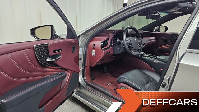 Lexus LS 3.5 Platinum AWD купить на сайте DeffCars