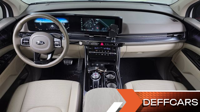 Kia CARNIVAL Gasoline 7-Seater Hi-Limousine Signature купить на сайте DeffCars