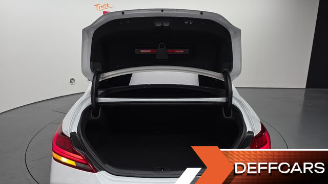 Genesis G70 2.0T Elite купить на сайте DeffCars
