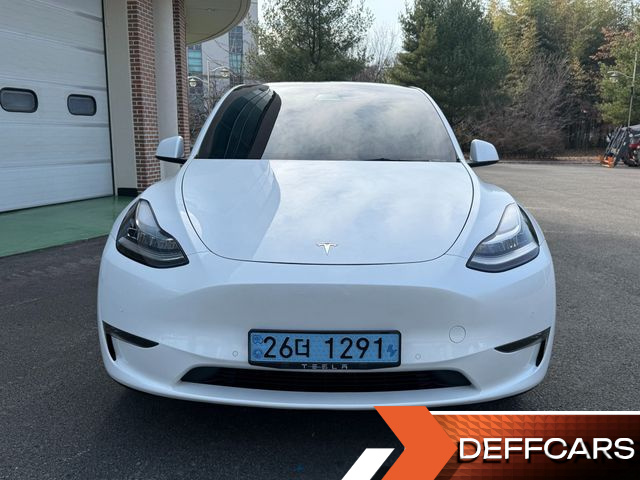Tesla MODEL Y Standard Range RWD купить на сайте DeffCars