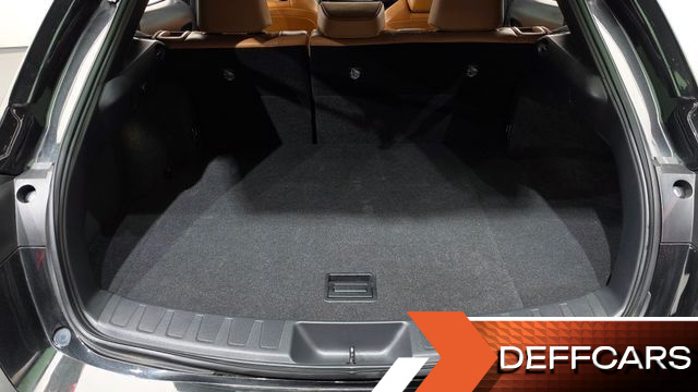 Lexus UX 2.0 2WD купить на сайте DeffCars