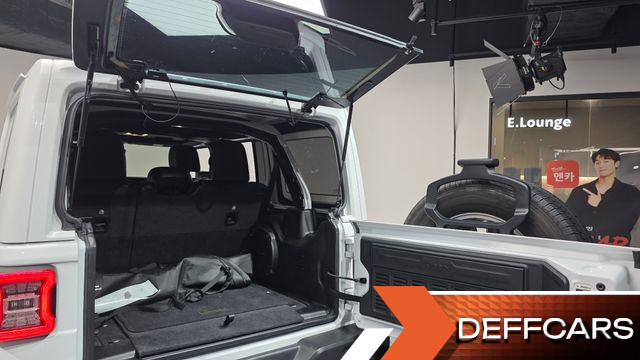 Jeep WRANGLER 2.0 Overland 4Door купить на сайте DeffCars