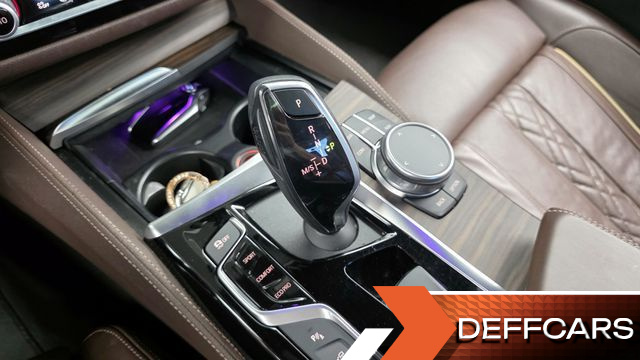 BMW 5-SERIES 520d M Sport Package Plus купить на сайте DeffCars