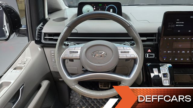 Hyundai STARIA 4WD Lounge 9-Seater Prestige купить на сайте DeffCars