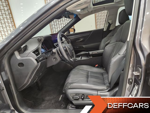 Lexus ES Luxury Plus купить на сайте DeffCars