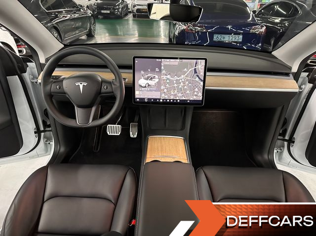 Tesla MODEL Y RWD купить на сайте DeffCars