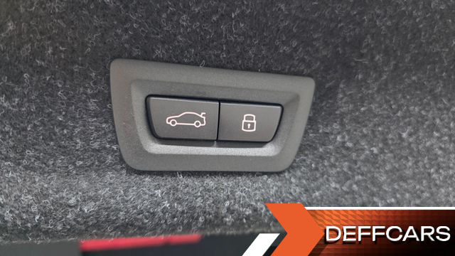 BMW 3-SERIES 320i M Sport купить на сайте DeffCars