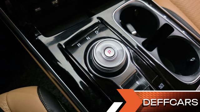 Kia CARNIVAL Gasoline 9-Seater Signature купить на сайте DeffCars