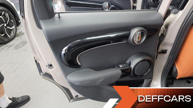 Mini COOPER 5Door Classic Third Generation купить на сайте DeffCars