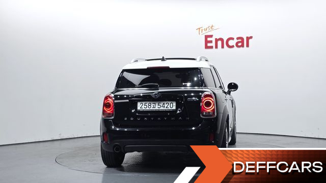 Mini COUNTRYMAN Standard 2nd купить на сайте DeffCars